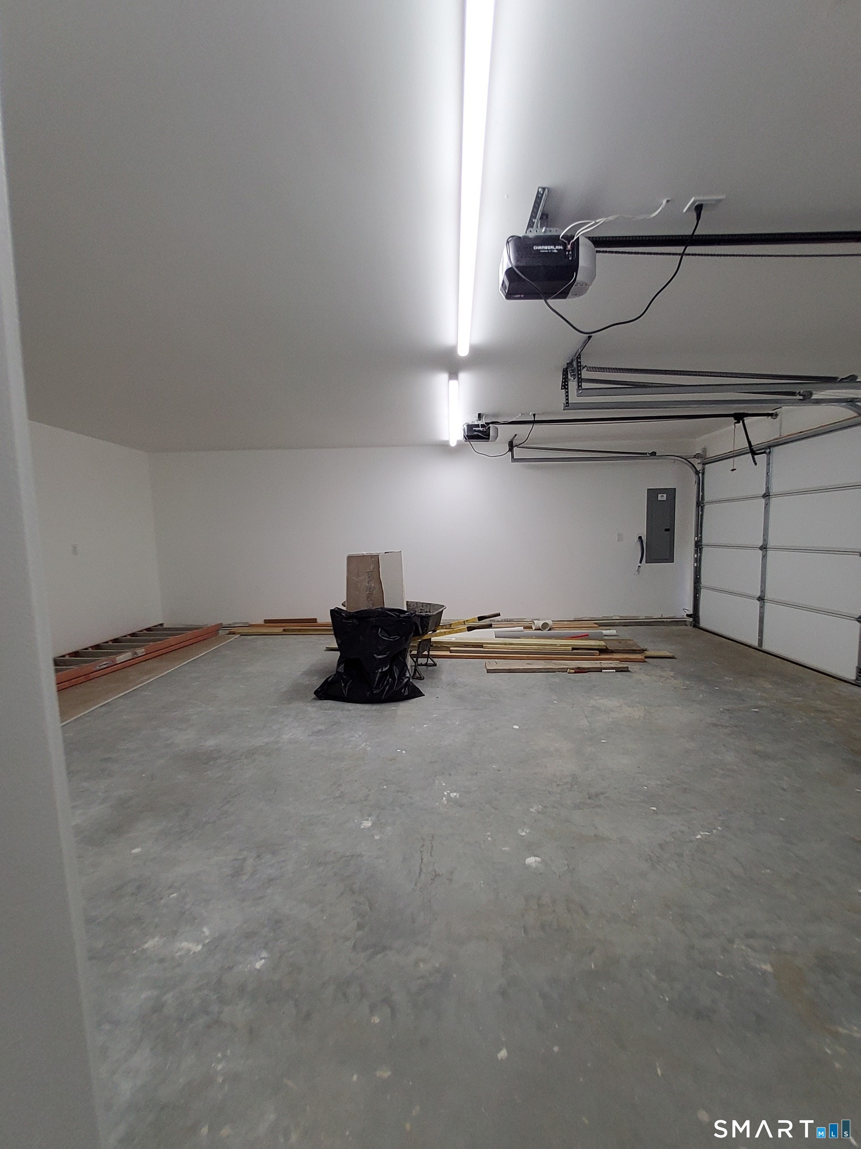 16 Kingsley Court Waterbury CT 06704