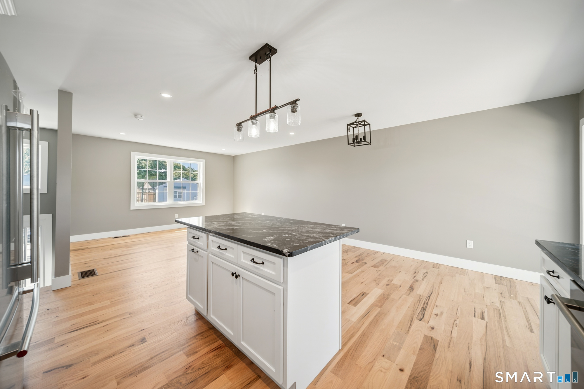 16 Kingsley Court Waterbury CT 06704