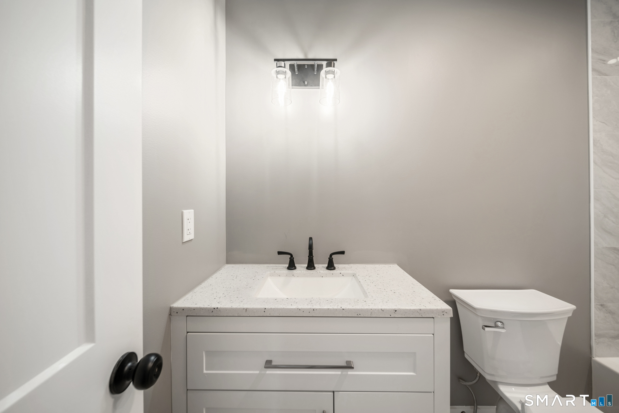 16 Kingsley Court Waterbury CT 06704
