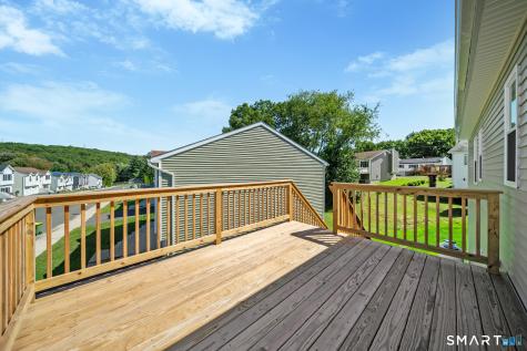 16 Kingsley Court Waterbury CT 06704