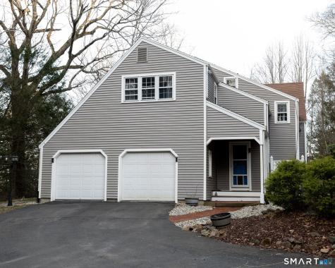 35 Shingle Mill Road Simsbury CT 06092