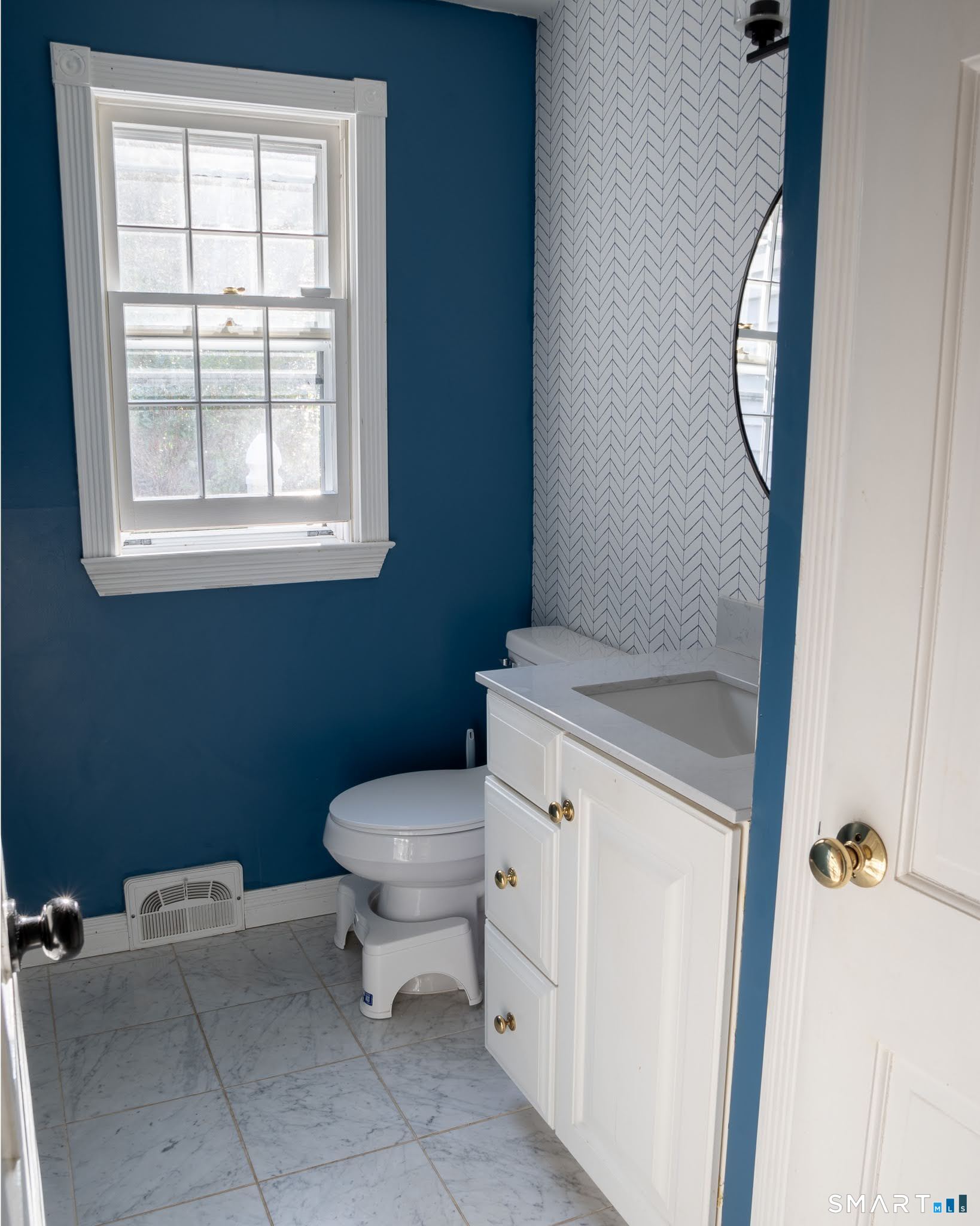 35 Shingle Mill Road Simsbury CT 06092