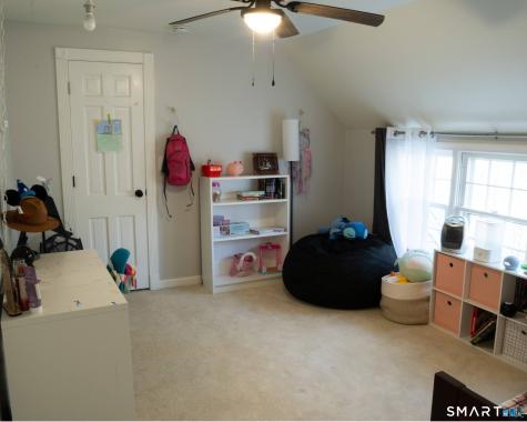 35 Shingle Mill Road Simsbury CT 06092