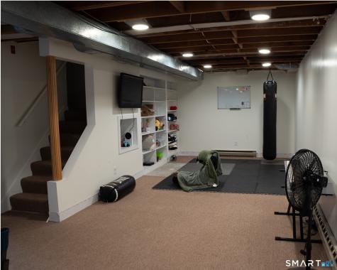 35 Shingle Mill Road Simsbury CT 06092