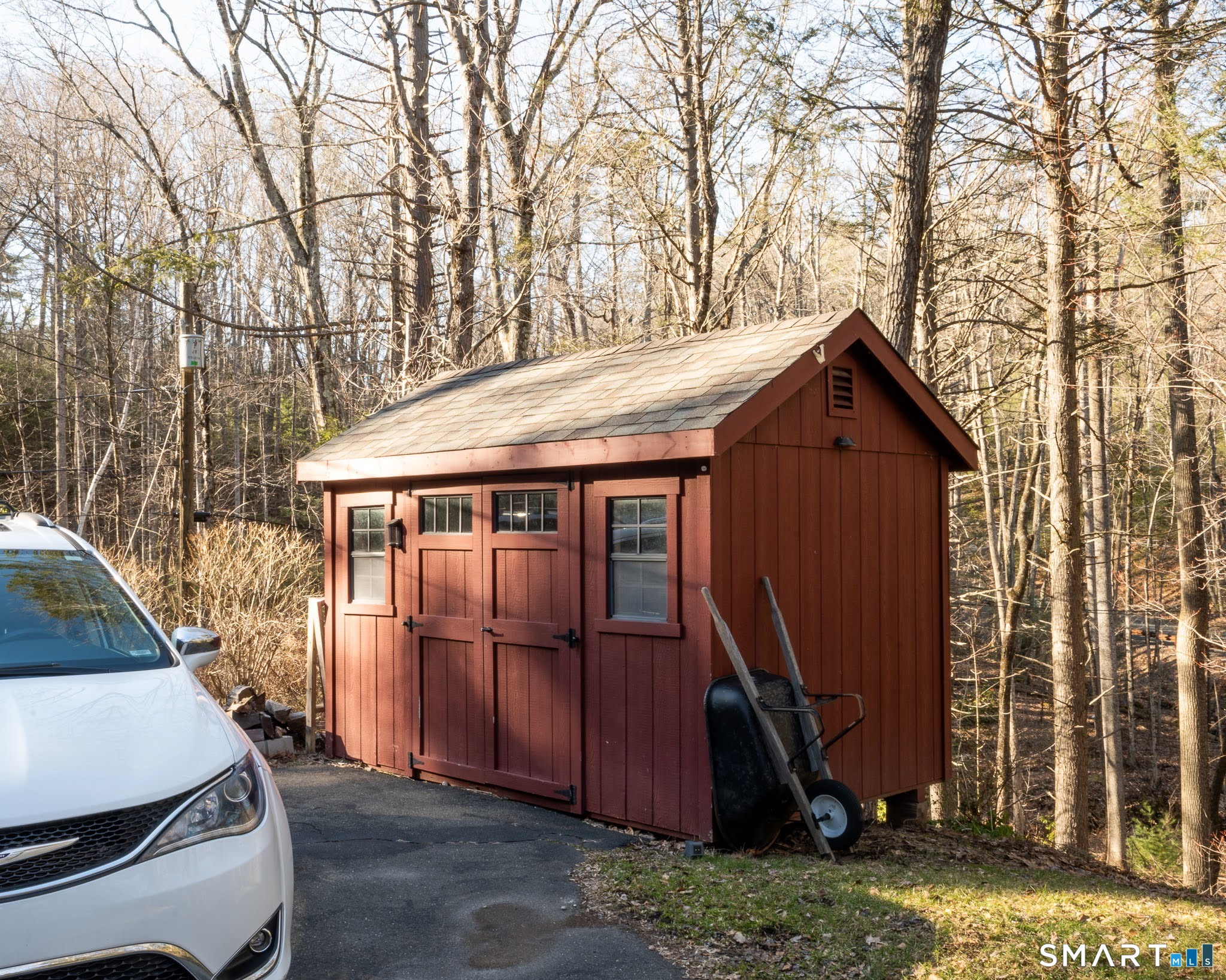 35 Shingle Mill Road Simsbury CT 06092