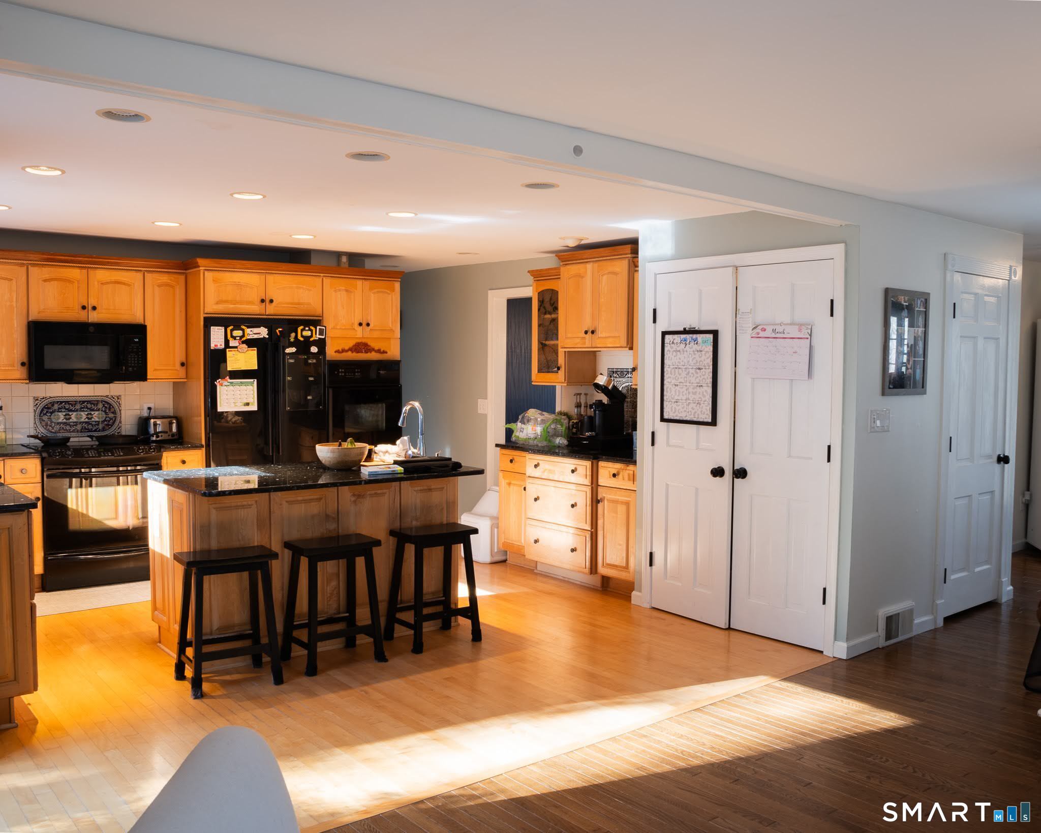 35 Shingle Mill Road Simsbury CT 06092