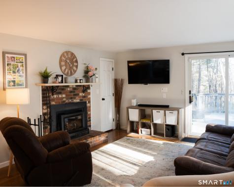 35 Shingle Mill Road Simsbury CT 06092