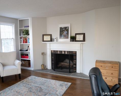 35 Shingle Mill Road Simsbury CT 06092