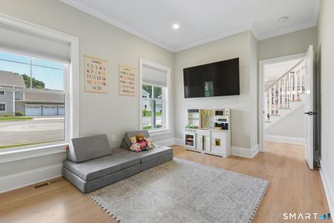 5 Highland Court Milford CT 06461