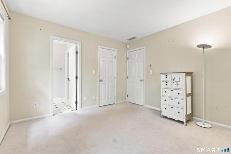 12 Carriage Hill Road Woodbridge CT 06525