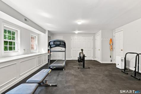 12 Carriage Hill Road Woodbridge CT 06525