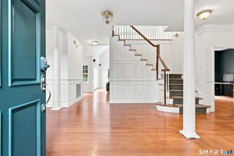 12 Carriage Hill Road Woodbridge CT 06525