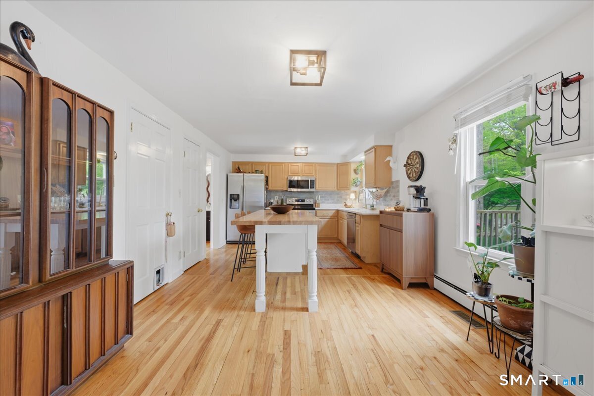19 Maplewood Drive East Lyme CT 06333