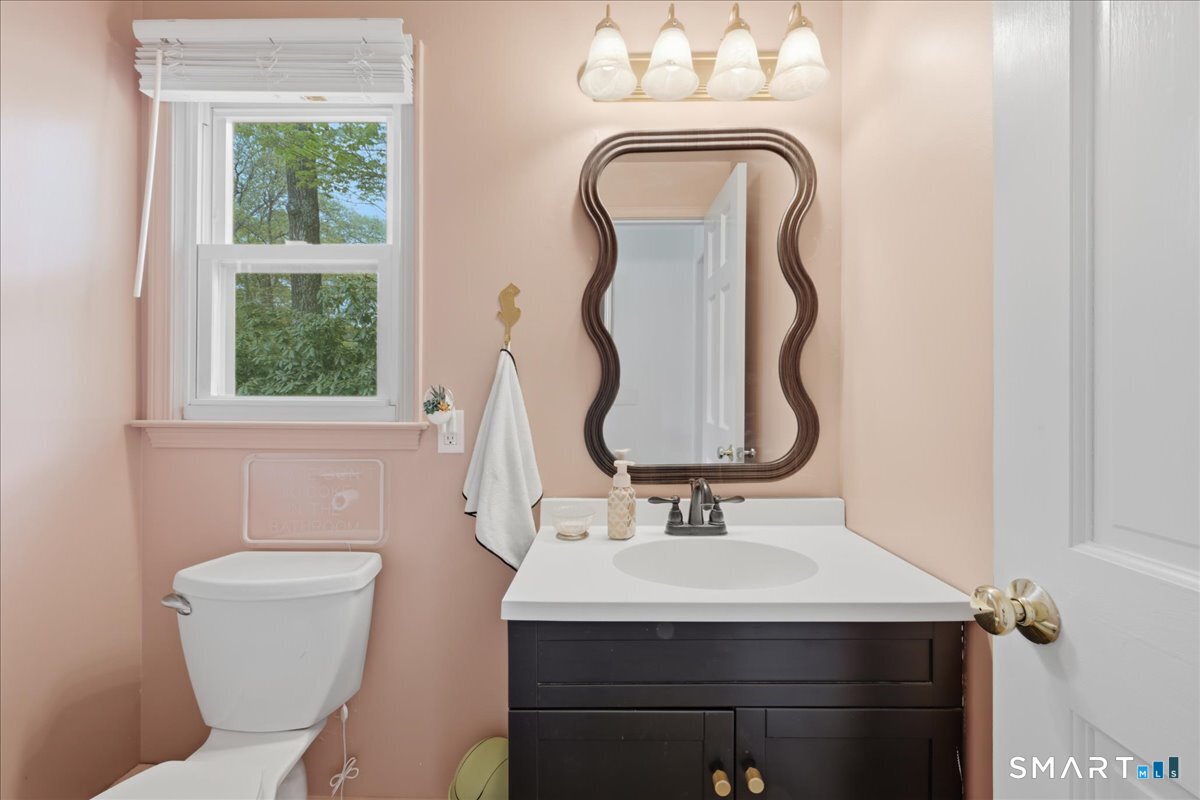 19 Maplewood Drive East Lyme CT 06333