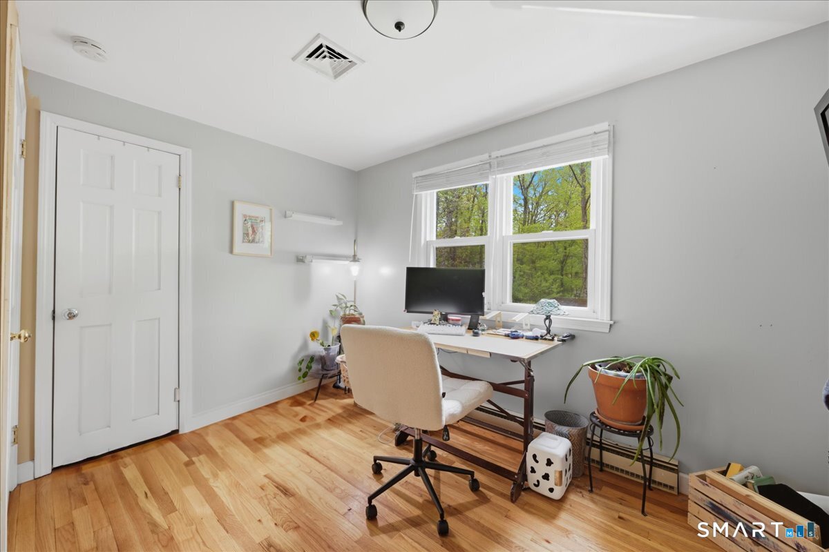 19 Maplewood Drive East Lyme CT 06333