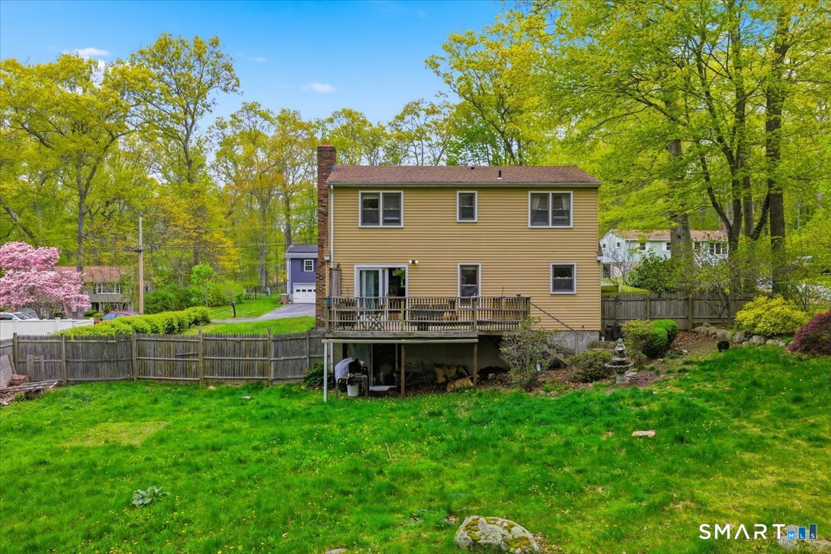19 Maplewood Drive East Lyme CT 06333