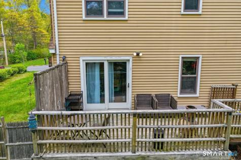 19 Maplewood Drive East Lyme CT 06333