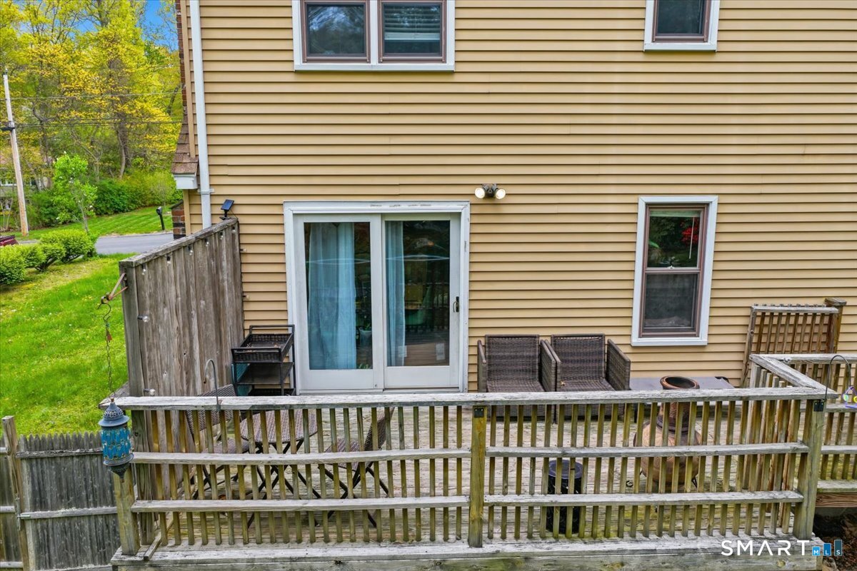 19 Maplewood Drive East Lyme CT 06333