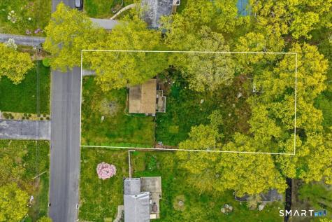 19 Maplewood Drive East Lyme CT 06333