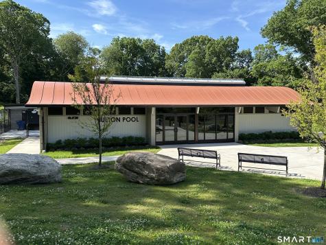 798 Cooke Street Waterbury CT 06710