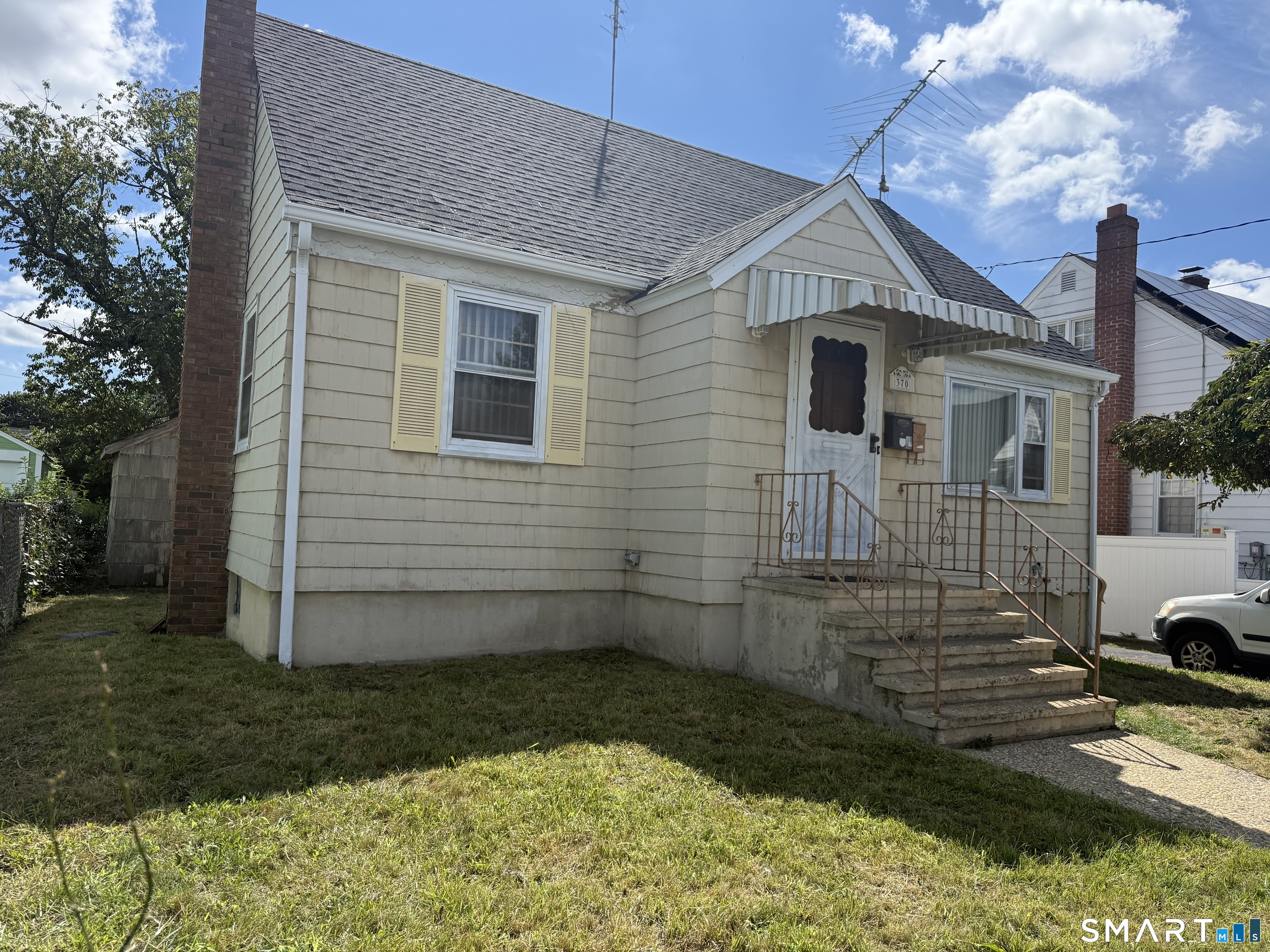 370 Kent Avenue Bridgeport CT 06610