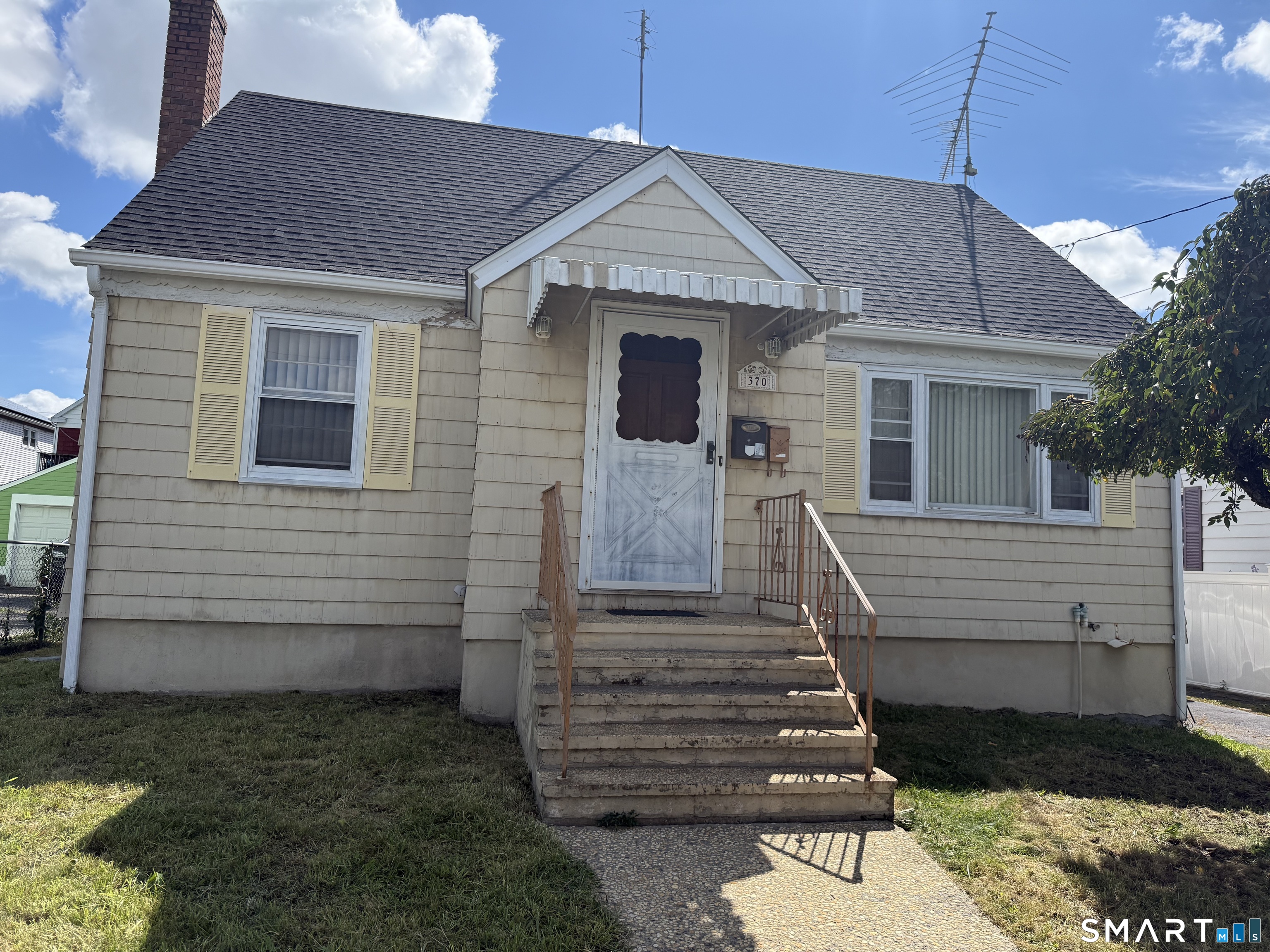 370 Kent Avenue Bridgeport CT 06610