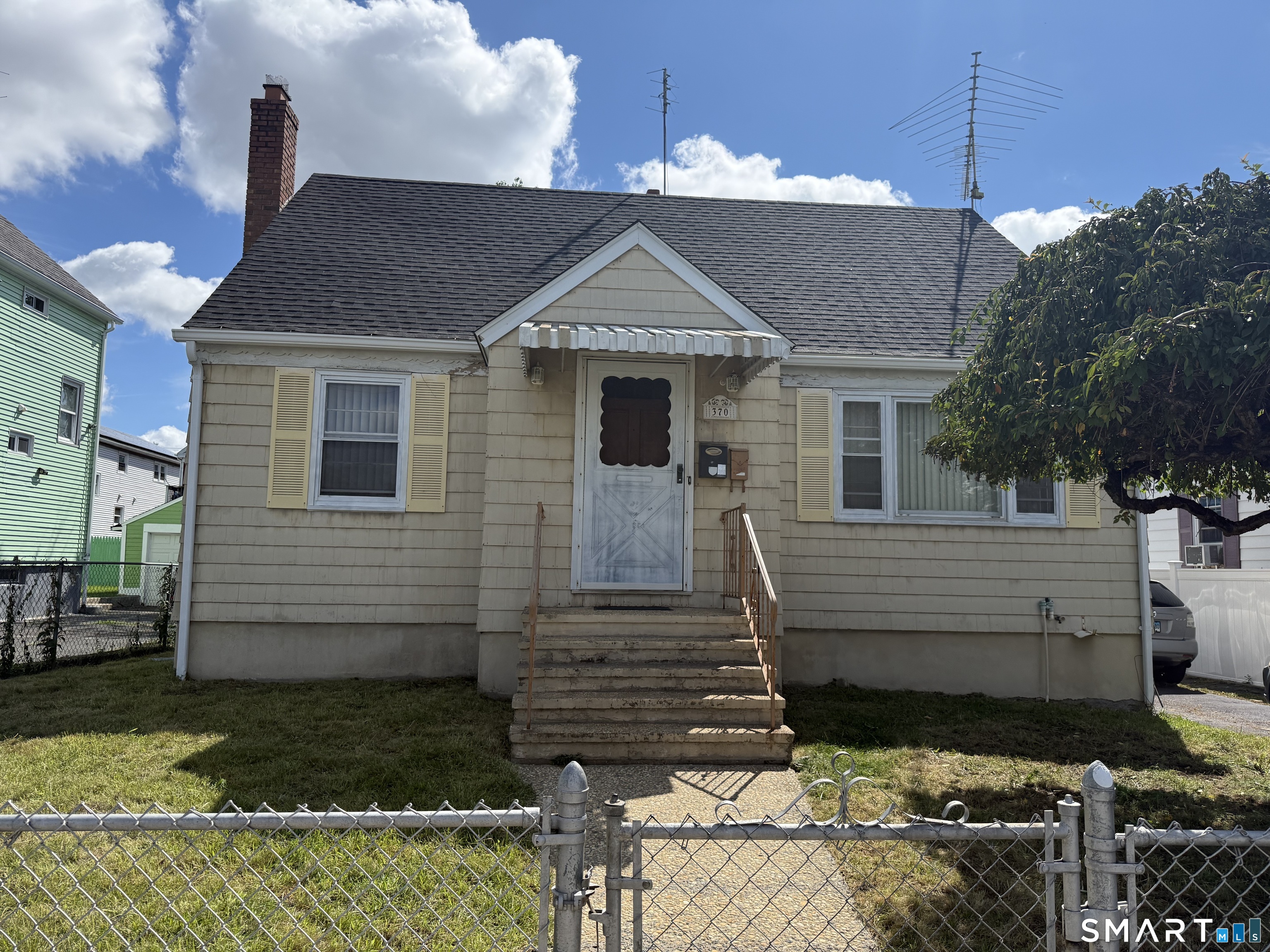 370 Kent Avenue Bridgeport CT 06610
