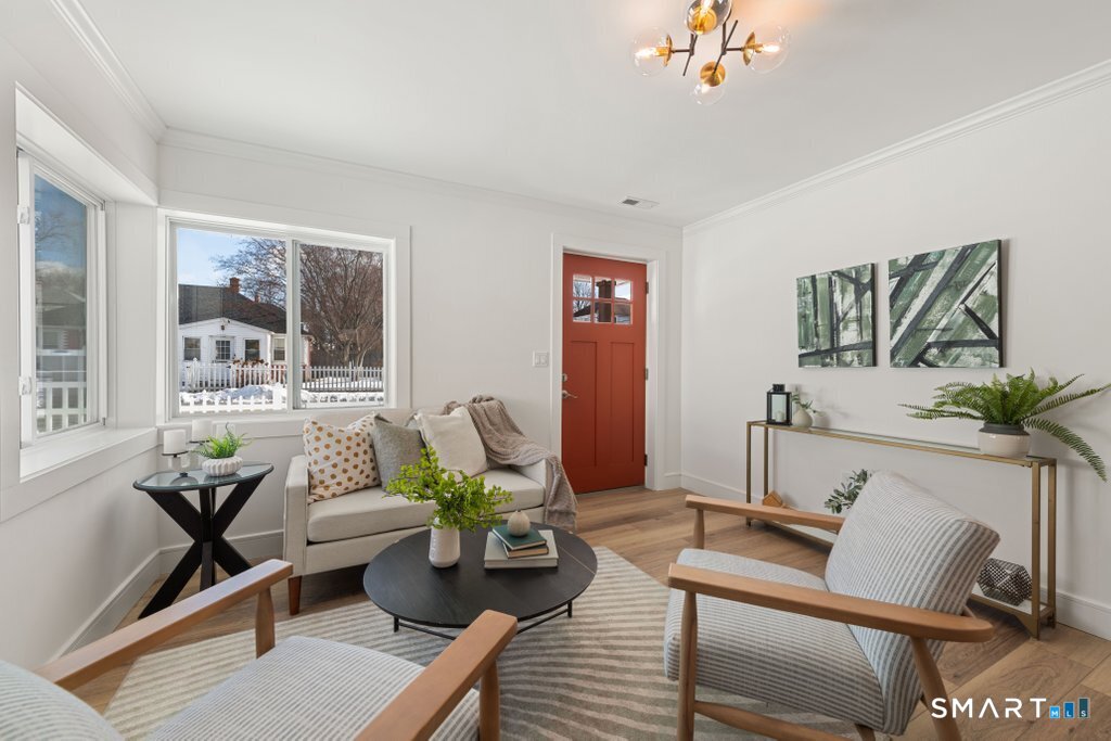 563 Pearl Harbor Street Bridgeport CT 06610