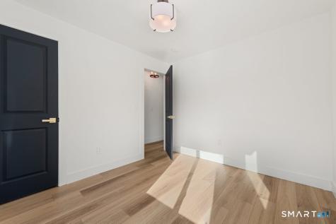 563 Pearl Harbor Street Bridgeport CT 06610