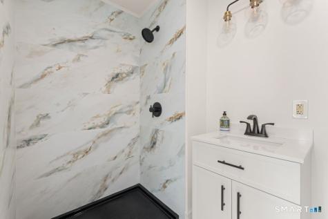 563 Pearl Harbor Street Bridgeport CT 06610