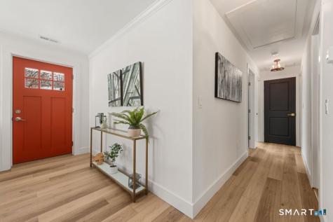 563 Pearl Harbor Street Bridgeport CT 06610