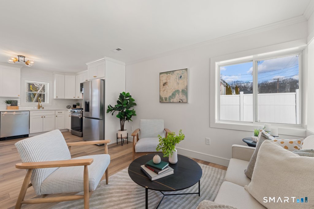 563 Pearl Harbor Street Bridgeport CT 06610