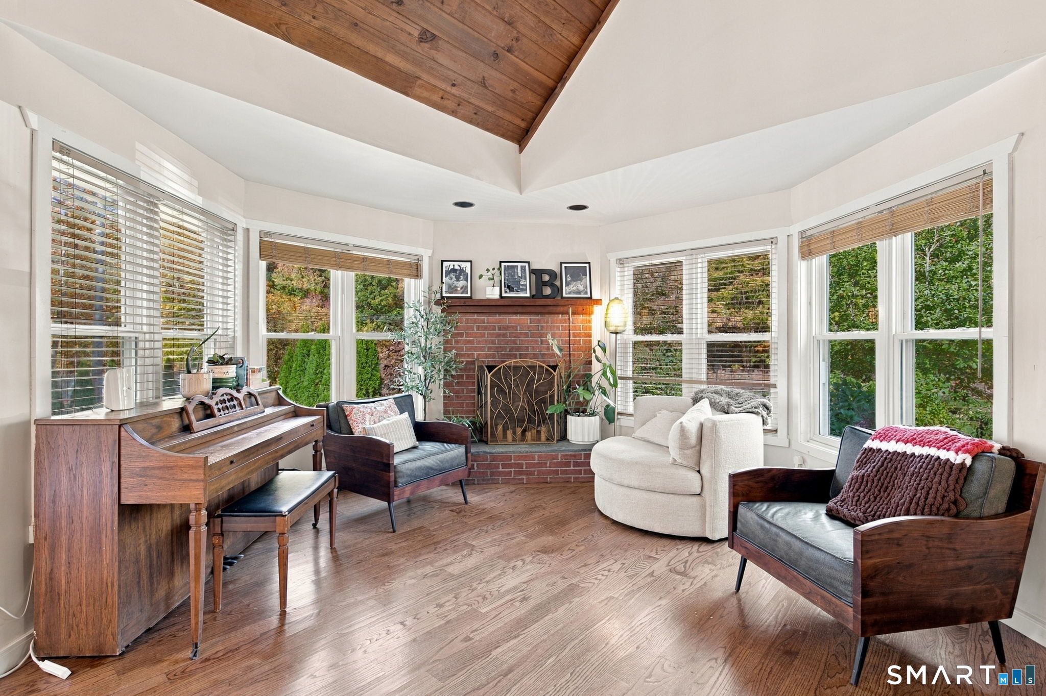2 Pinewood Trail Deep River CT 06417