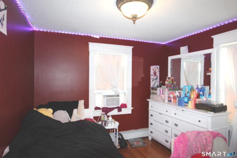 159 Roosevelt Street Hartford CT 06114