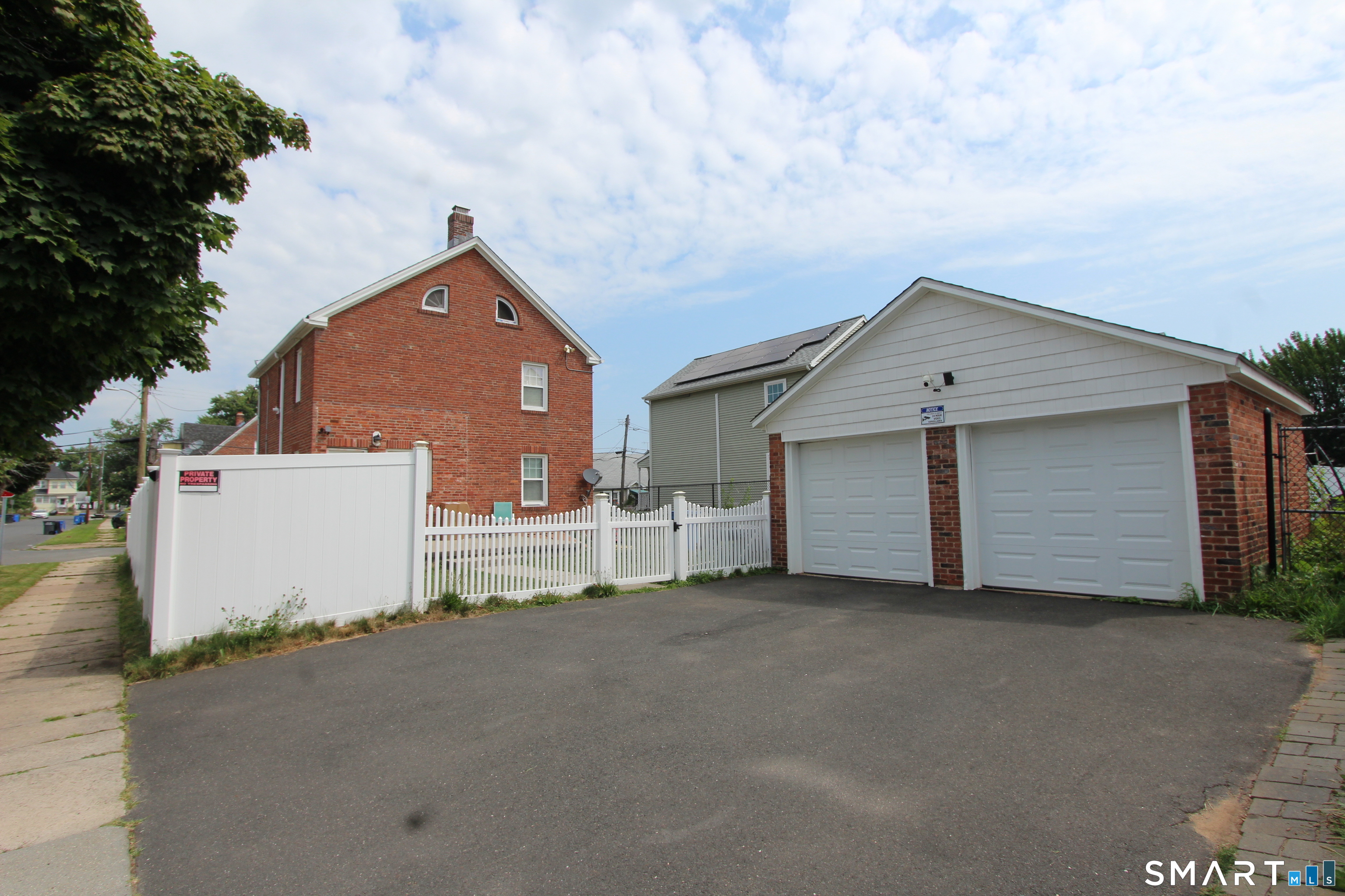 159 Roosevelt Street Hartford CT 06114