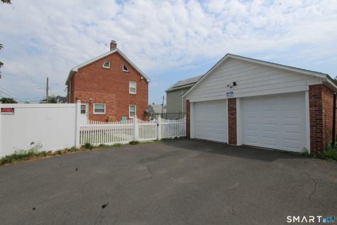 159 Roosevelt Street Hartford CT 06114
