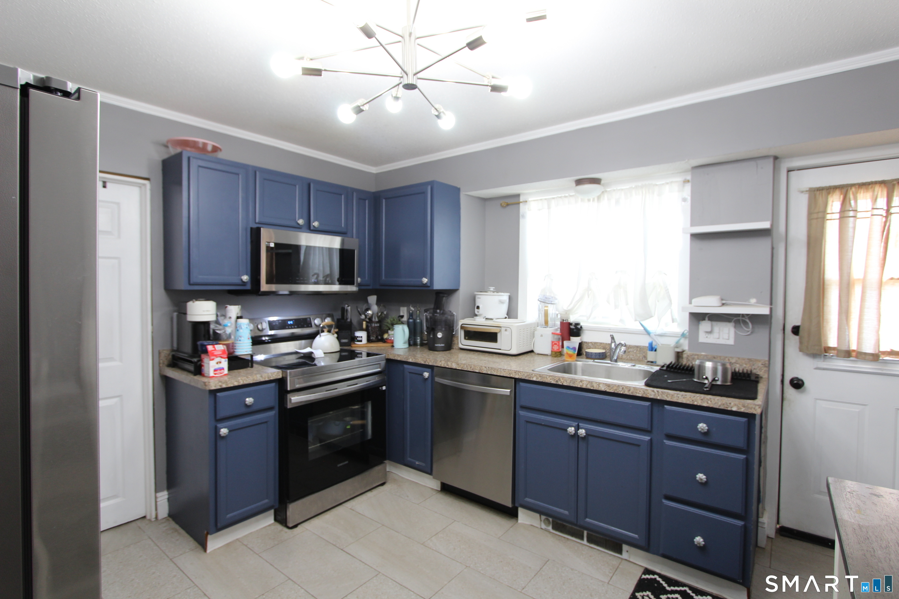 159 Roosevelt Street Hartford CT 06114