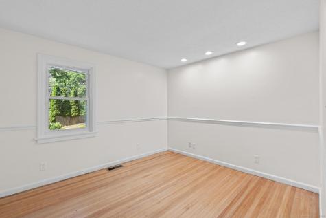 17 Ireland Drive Coventry CT 06238