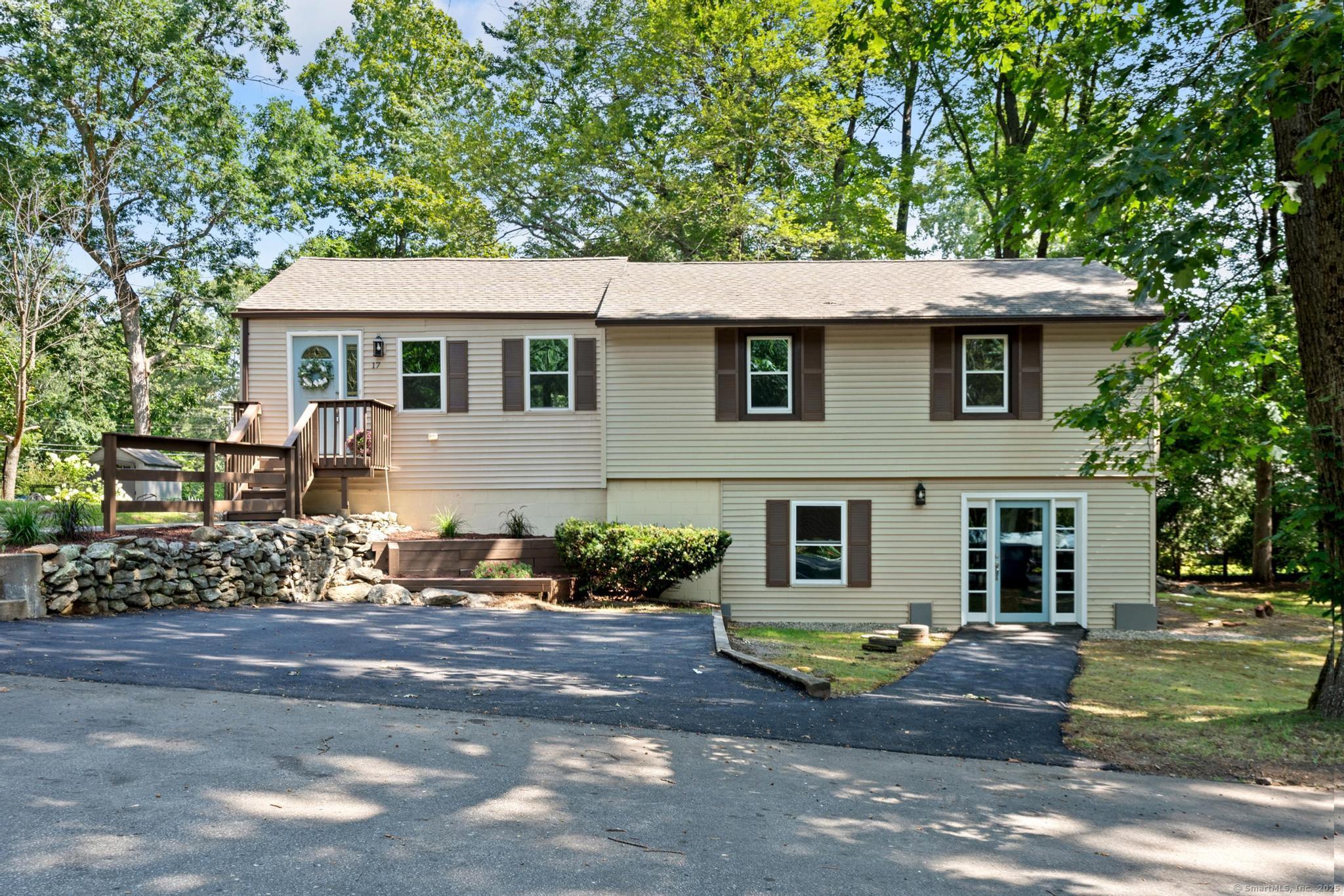 17 Ireland Drive Coventry CT 06238