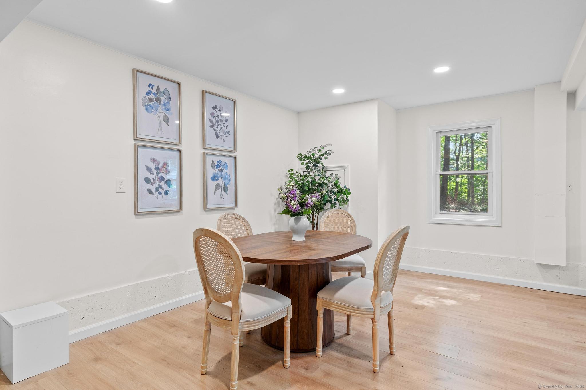 17 Ireland Drive Coventry CT 06238