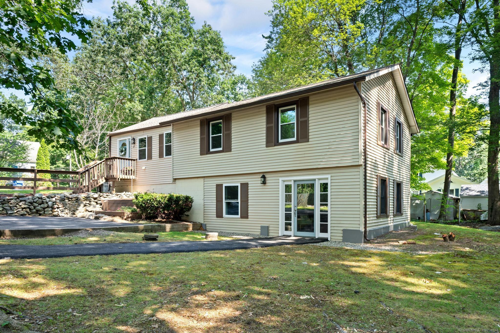 17 Ireland Drive Coventry CT 06238