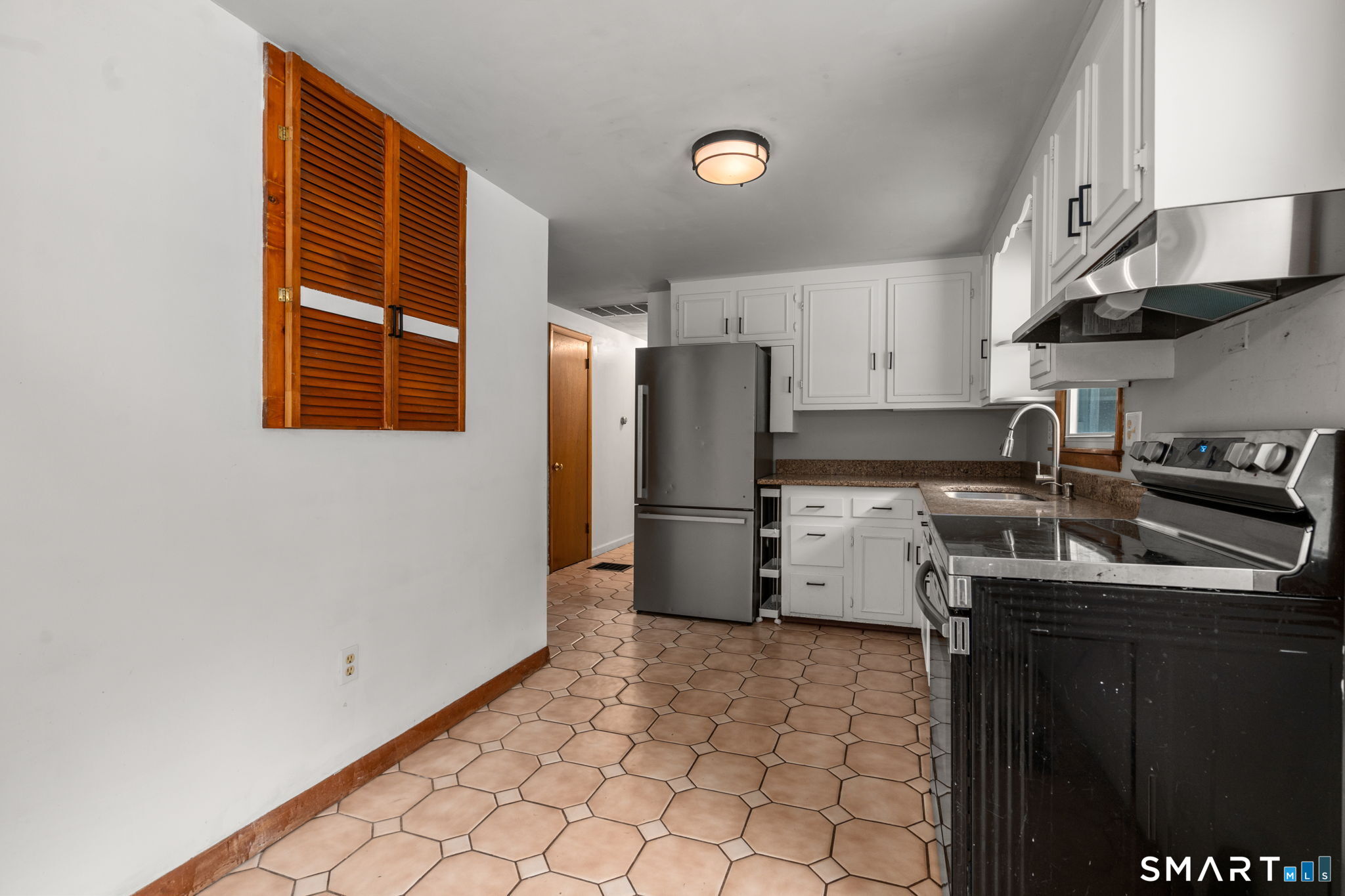 305 Old Post Road Tolland CT 06084