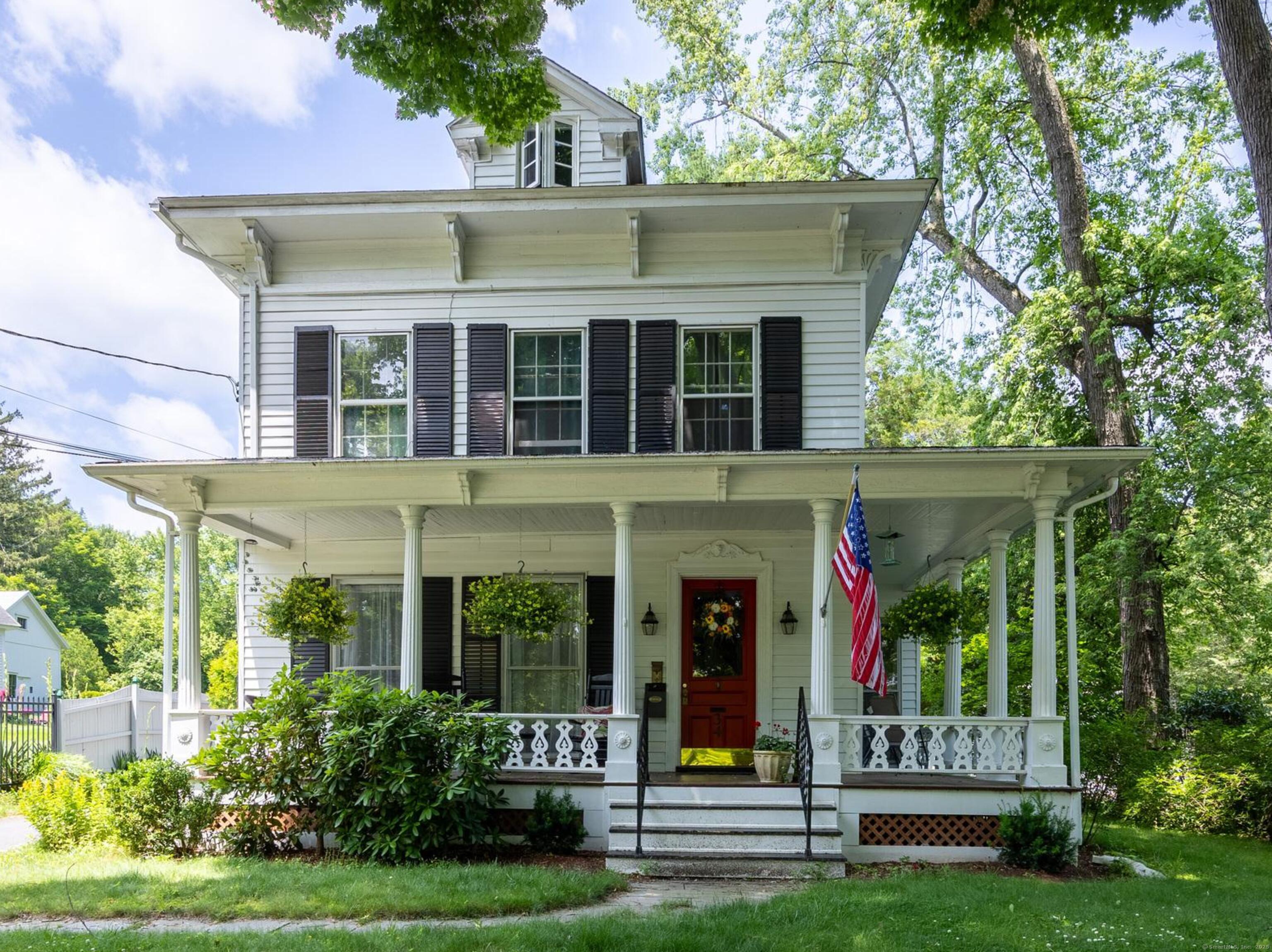 34 Hamilton Avenue Watertown CT 06795