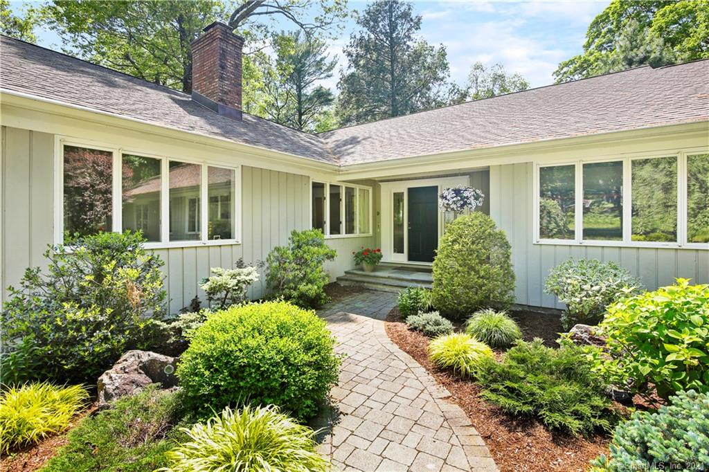 9 Elm Drive Easton CT 06612