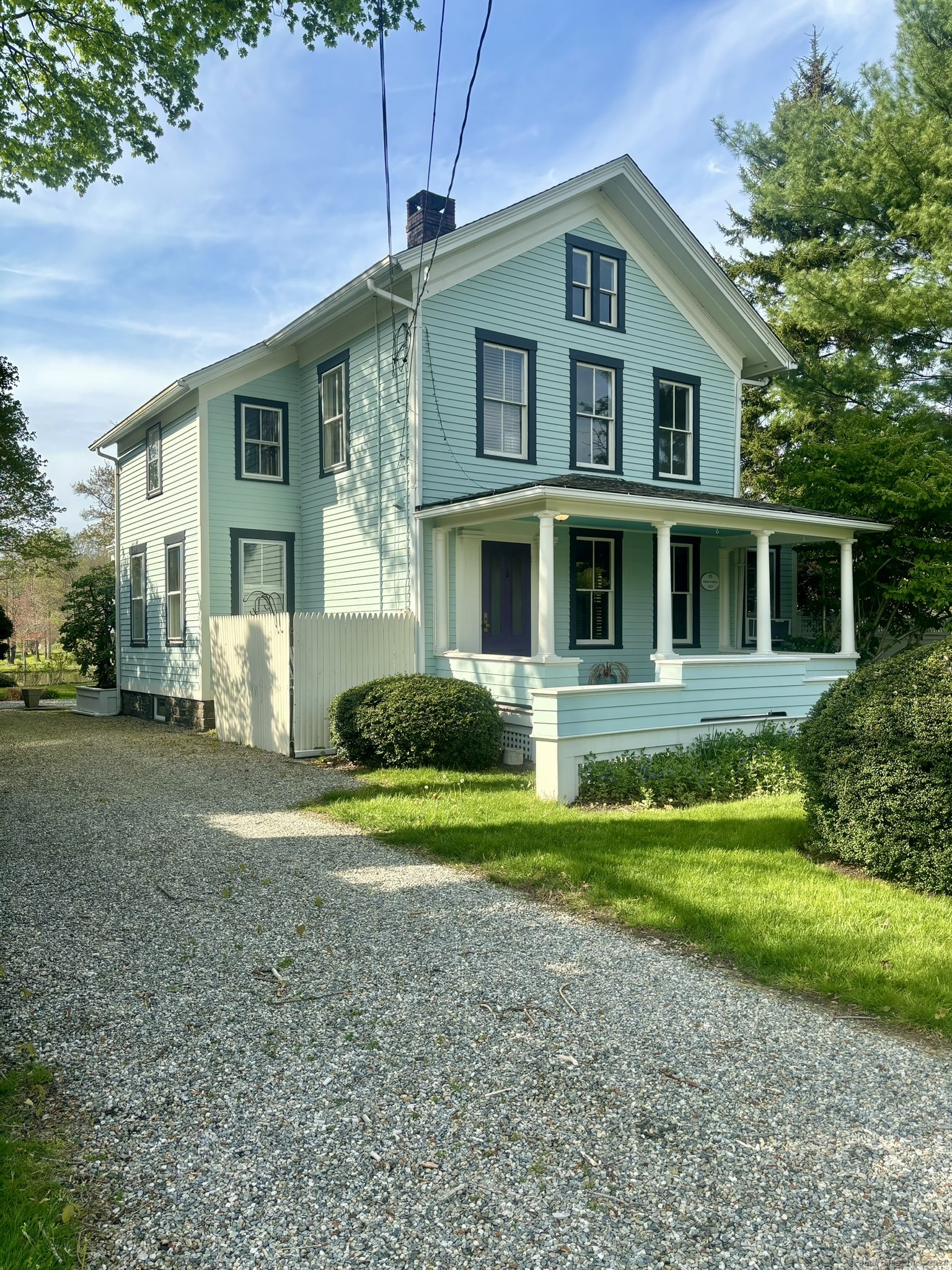 85 Main Street Essex CT 06409