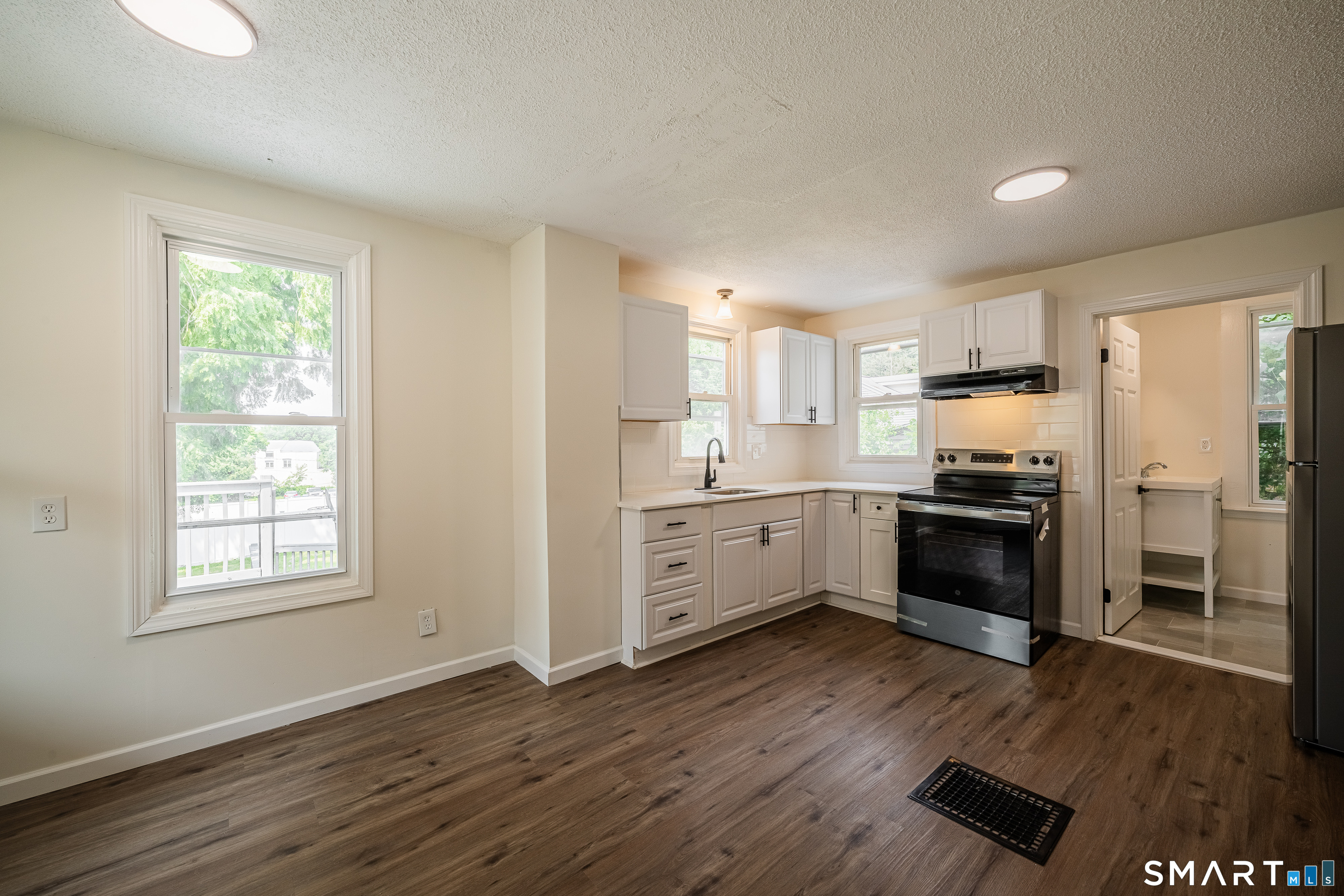 32 Elm Street Bristol CT 06010
