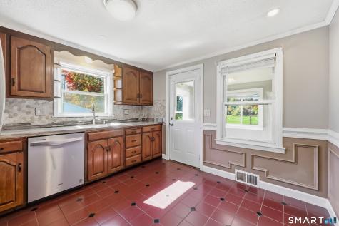 37 Clover Street Windsor CT 06095