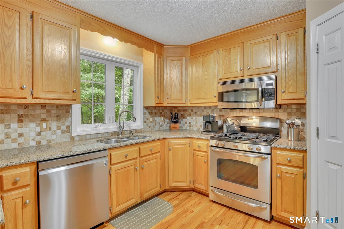 206 Walek Farms Road Manchester CT 06040