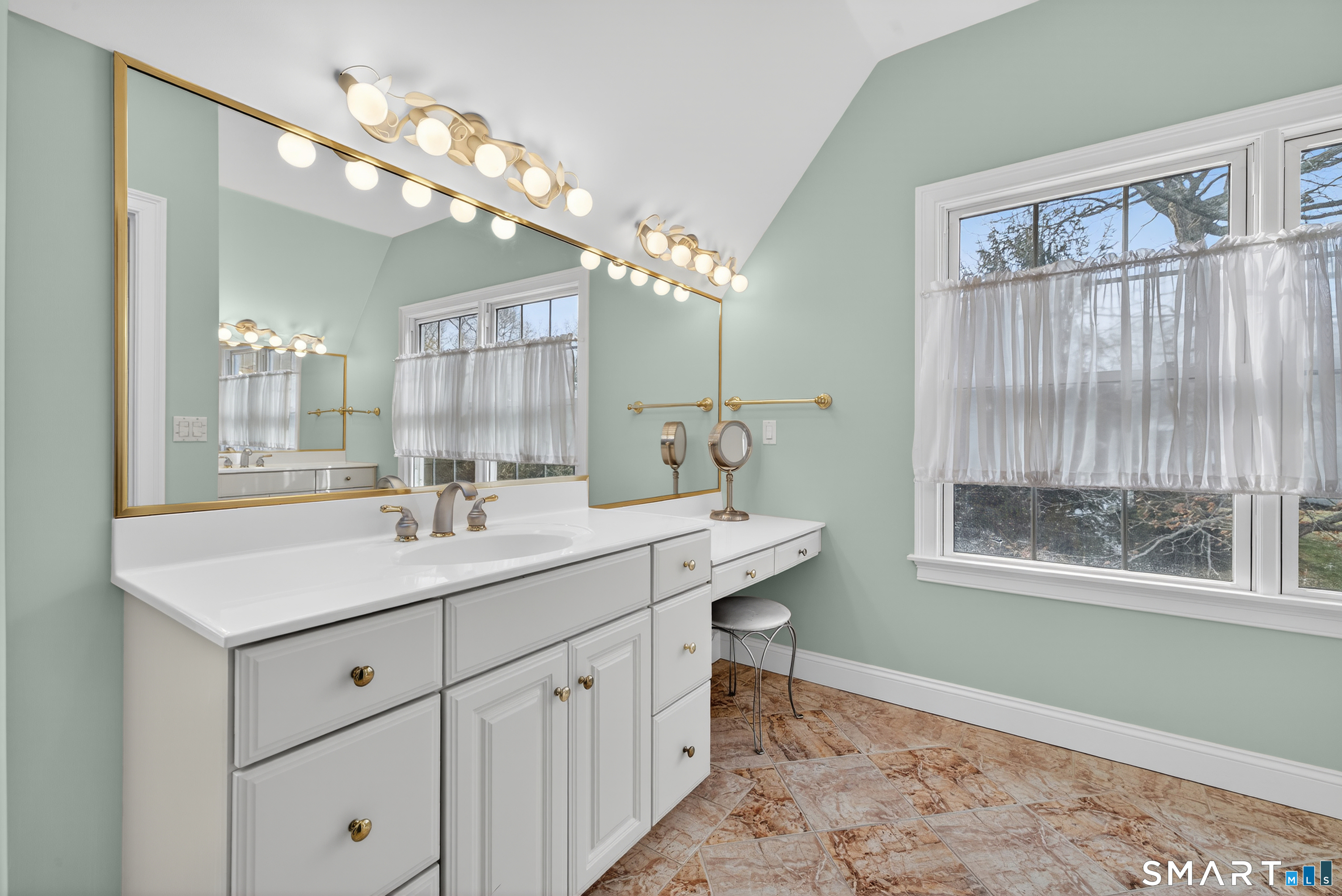 204 Long Wharf Road Stonington CT 06355