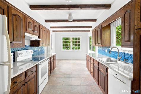 85 East Litchfield Road Litchfield CT 06759